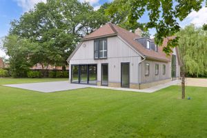 Photo 26- click for photo gallery